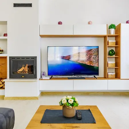 Luxury Stone With Pool - Villa Brisevo